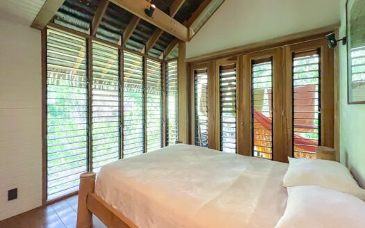 Paradise Villa with 5 Hectares of Land