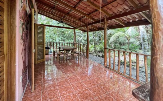 Cahuita Gardens
