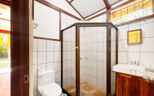 Delightful 2-Bedroom Conveniently Located