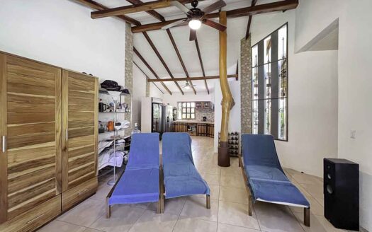 Rental business opportunity with comfortable homes and an excellent reputation