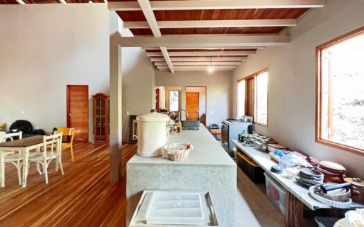 Paradise Found in Iriria