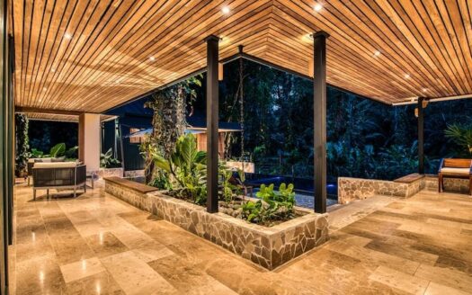 5-Star LUXE: The Oasis