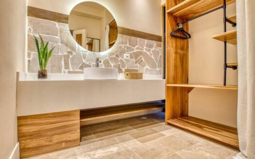 5-Star LUXE: The Oasis