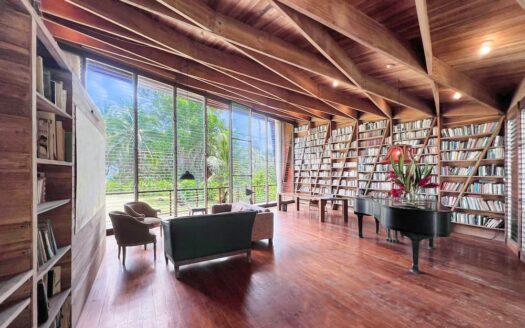 Casa Kike – Beachfront Property Cahuita