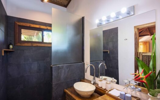 Luxury Jungle Retreat | Bed & Breakfast in Puerto Viejo