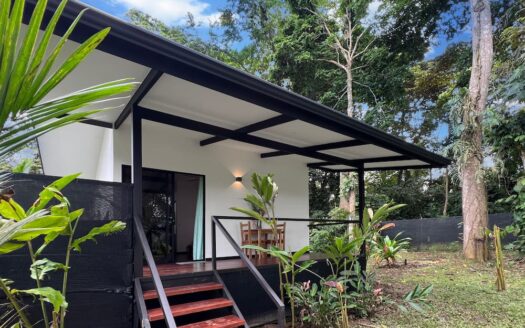 Escondido Retreat – Brand New Home Sleeping Up To 16