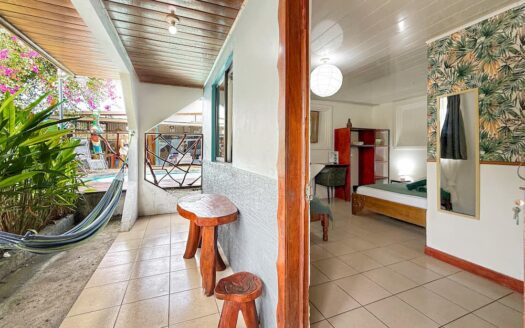 Cahuita Coral Suites
