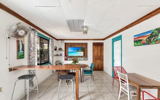 Cahuita Coral Suites