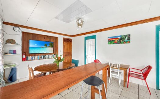 Cahuita Coral Suites