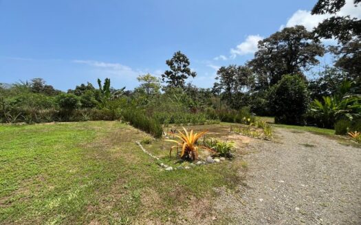 Mariposa Landing – Prime Cahuita Land