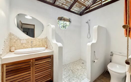 Villa Kala – Playa Chiquita 3 Bedroom Vacation Rental