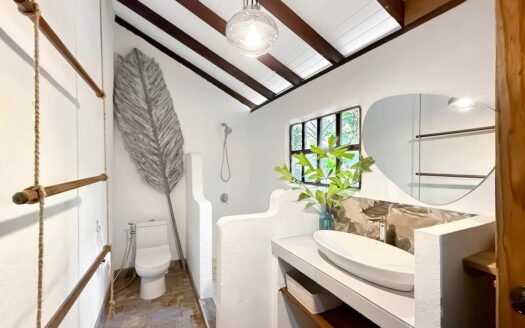 Villa Kala – Playa Chiquita 3 Bedroom Vacation Rental