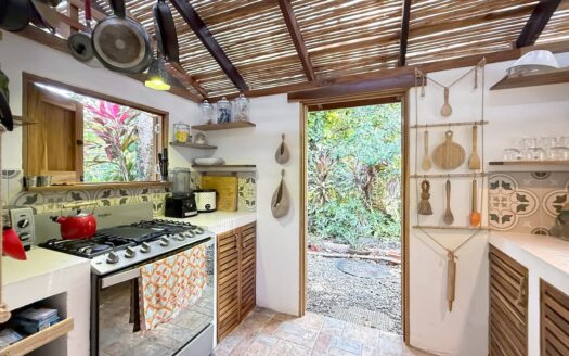 Villa Kala – Playa Chiquita 3 Bedroom Vacation Rental